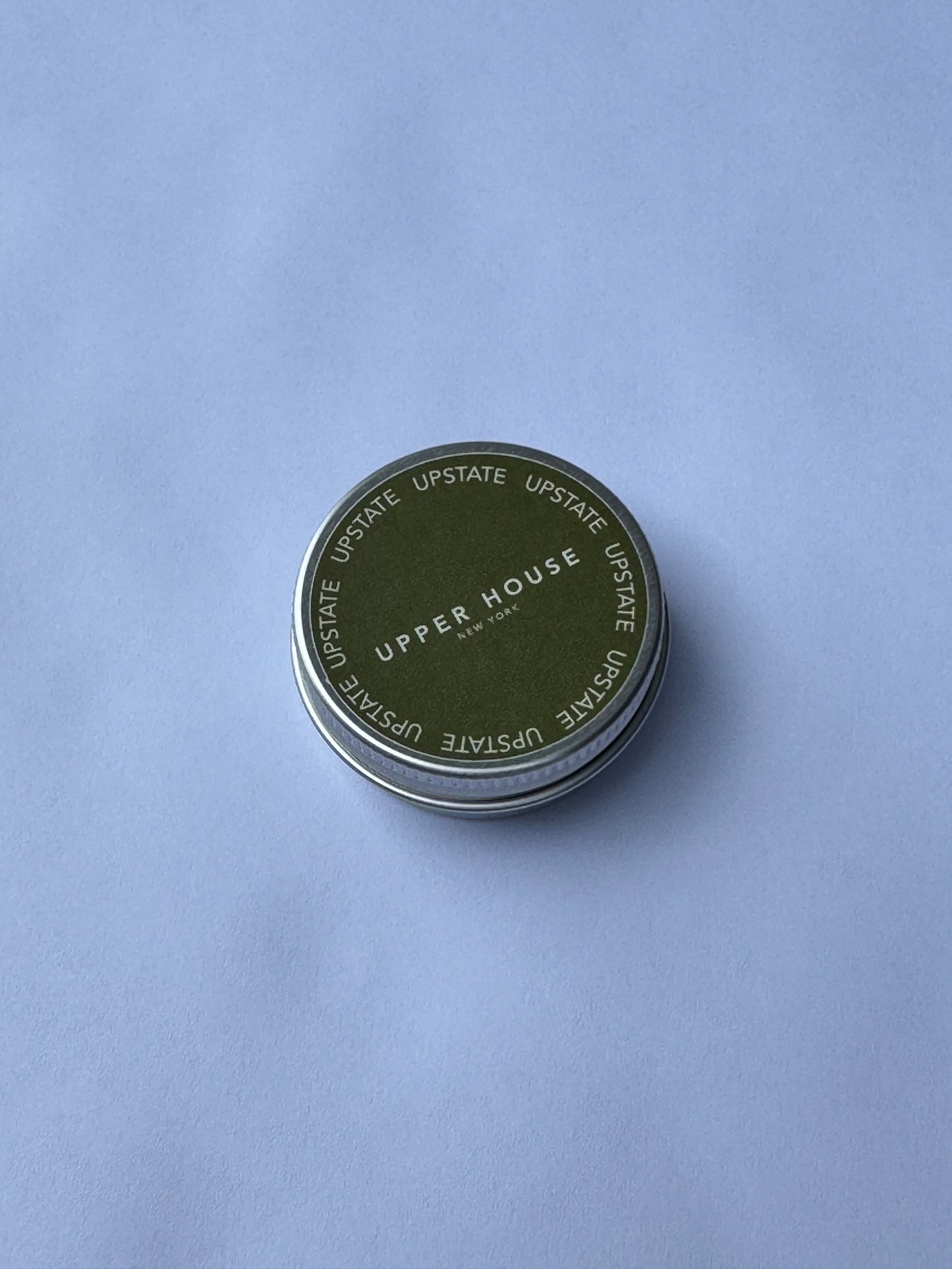 UPPER HOUSE: Upstate New York Scented Candles - hand-poured in the Catskills, refine eco-friendly candles available in very exclusive quantities.