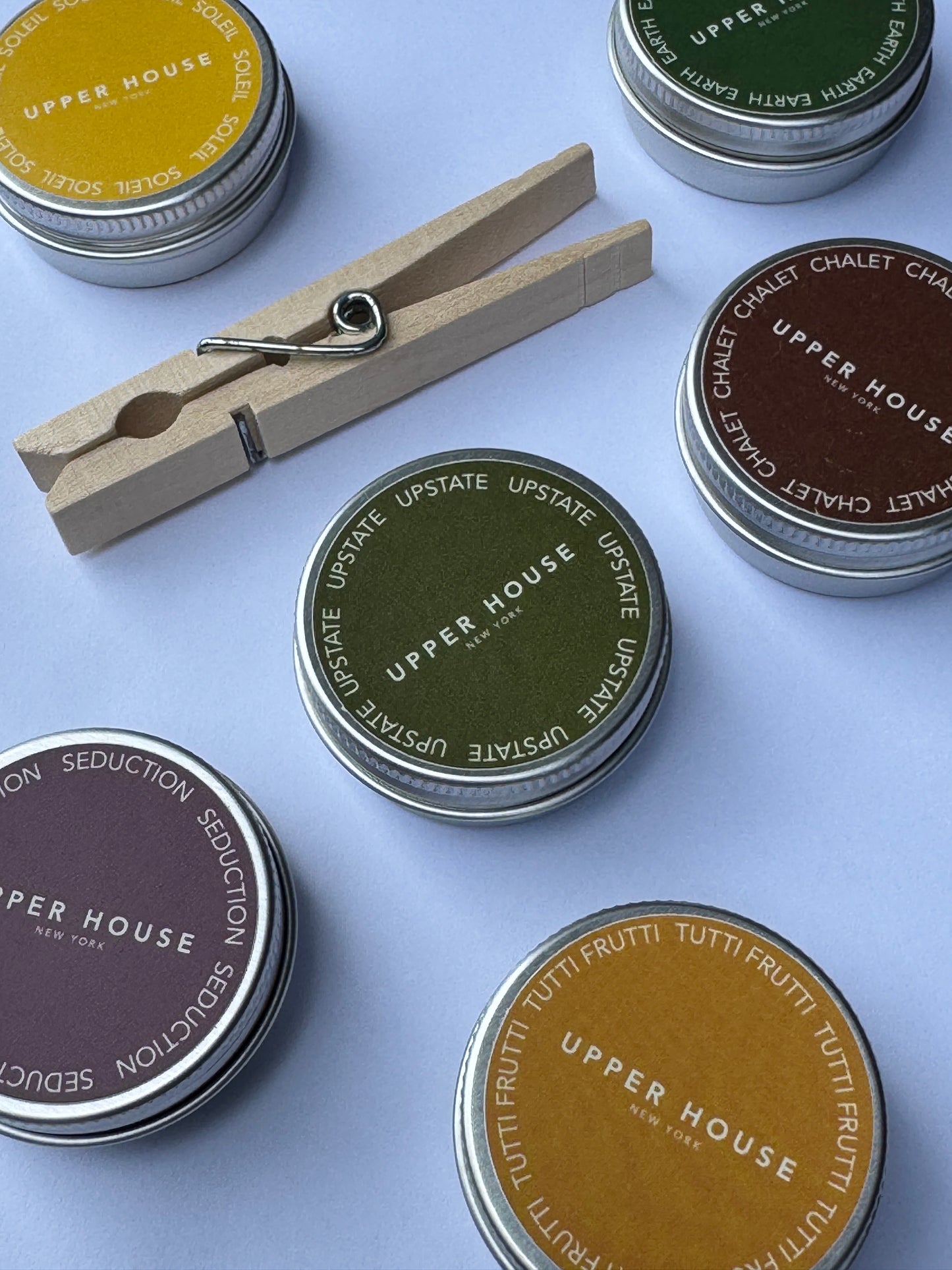 UPPER HOUSE: Upstate New York Scented Candles - hand-poured in the Catskills, refine eco-friendly candles available in very exclusive quantities.