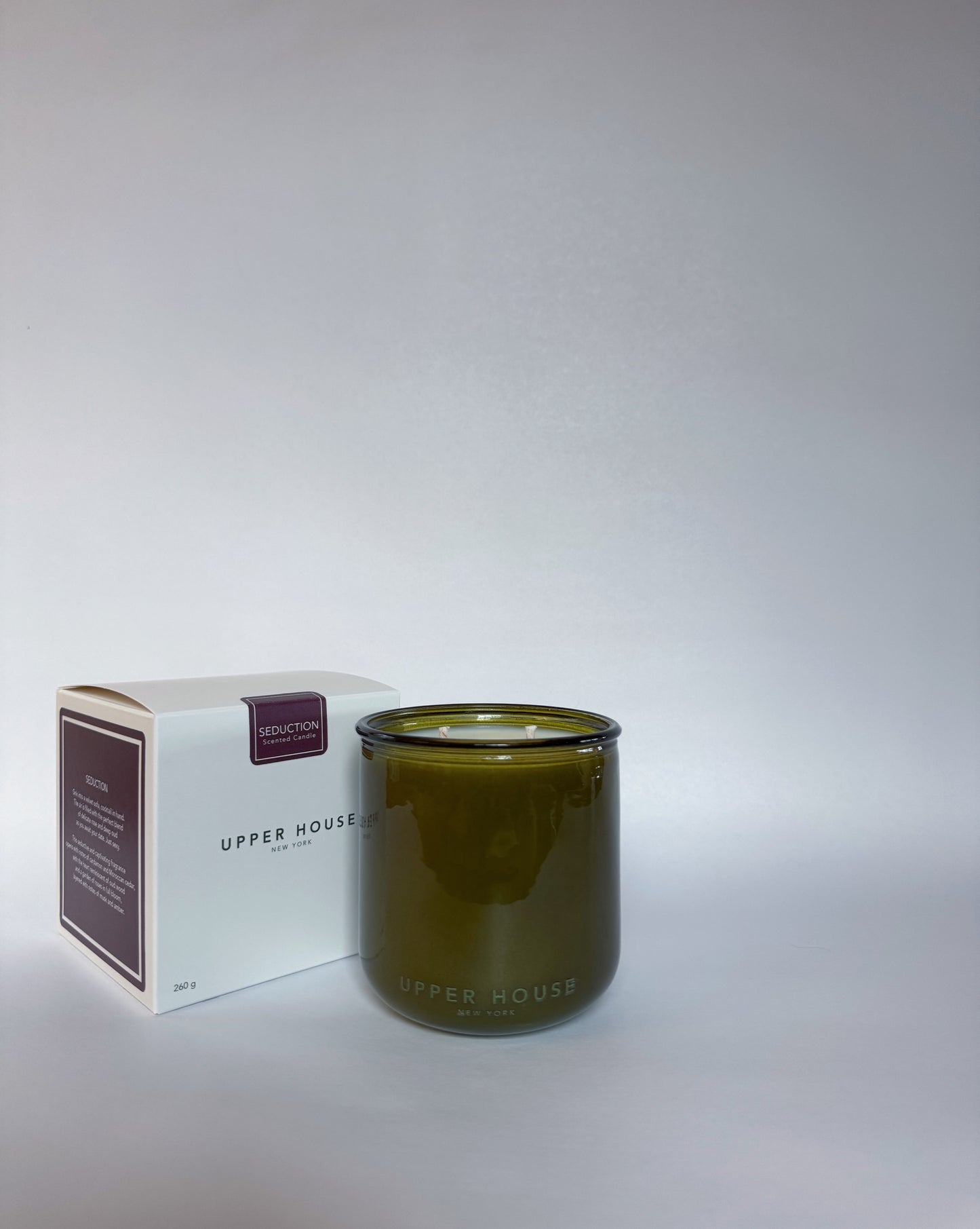 UPPER HOUSE: Upstate New York Scented Candles - hand-poured in the Catskills, refine eco-friendly candles available in very exclusive quantities.