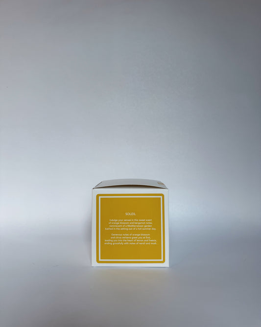 UPPER HOUSE: Upstate New York Scented Candles - hand-poured in the Catskills, refine eco-friendly candles available in very exclusive quantities.