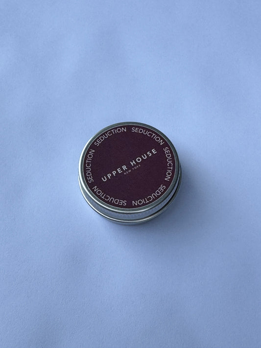 UPPER HOUSE: Upstate New York Scented Candles - hand-poured in the Catskills, refine eco-friendly candles available in very exclusive quantities.
