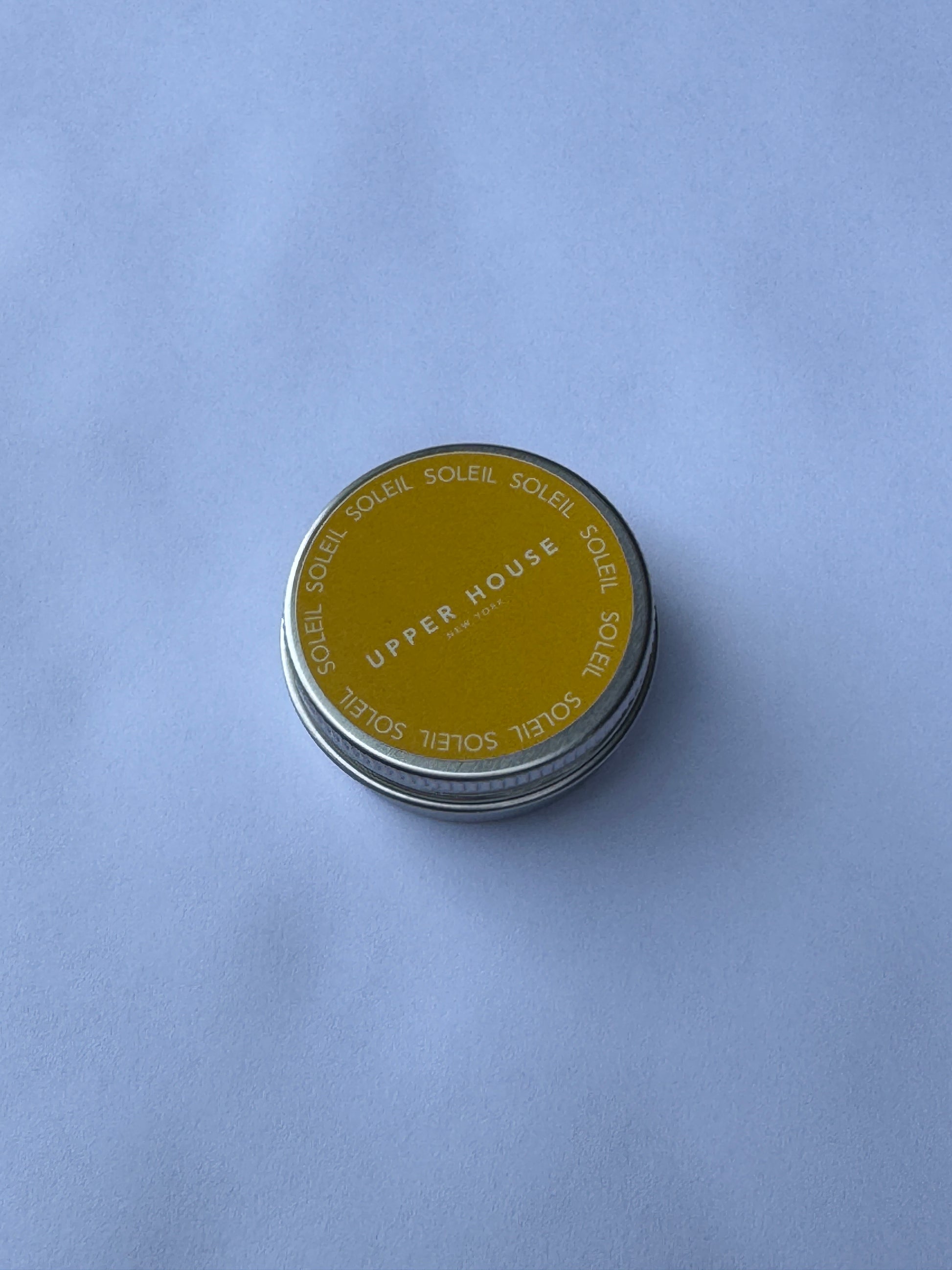 UPPER HOUSE: Upstate New York Scented Candles - hand-poured in the Catskills, refine eco-friendly candles available in very exclusive quantities.